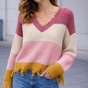 Love Tree Distressed Fringe V-Neck Sweater | Mauve Cream‎ Pink | Size Small